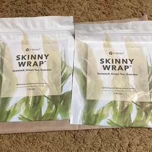 1 pkg has 3 wraps, It Works Skinny Wrap, tightening and toning contour wrap